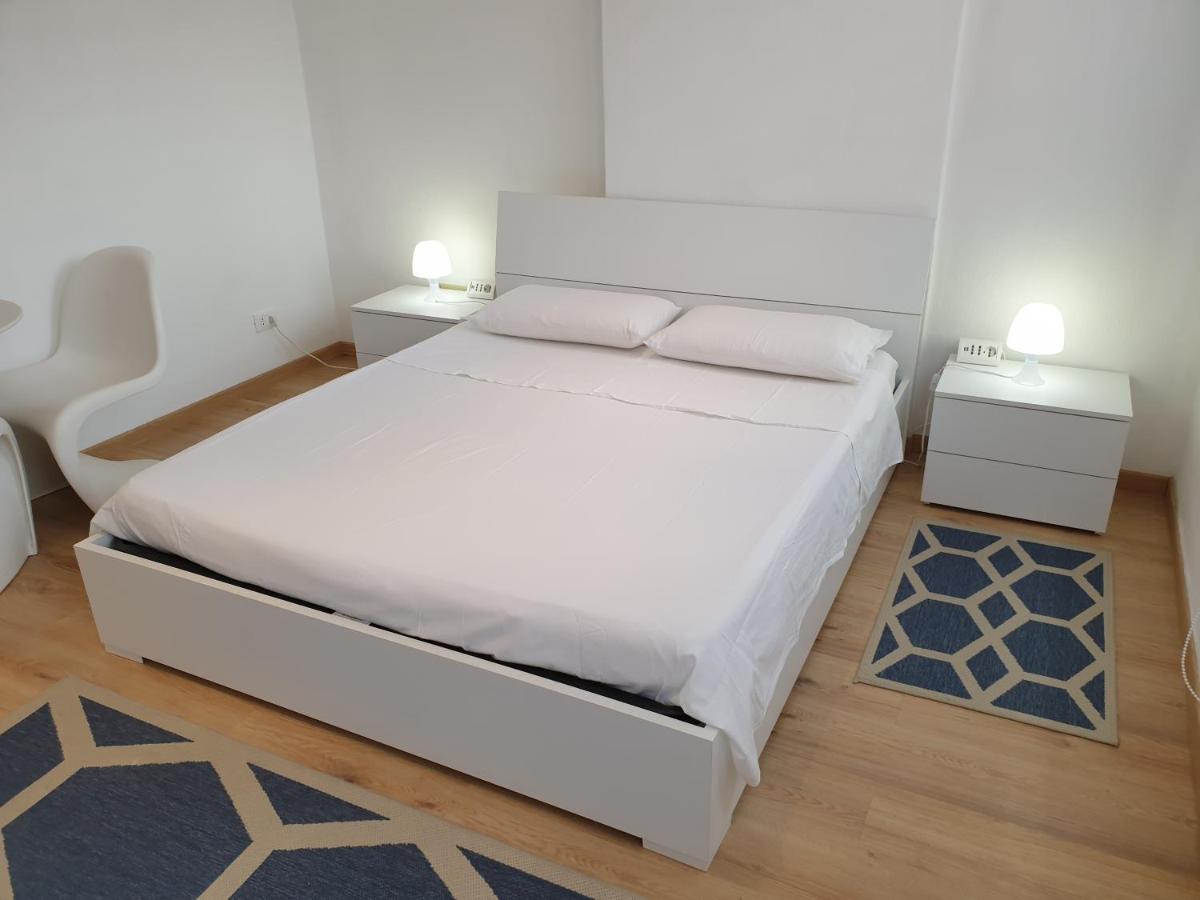 Central City Rooms Olbia Eksteriør billede