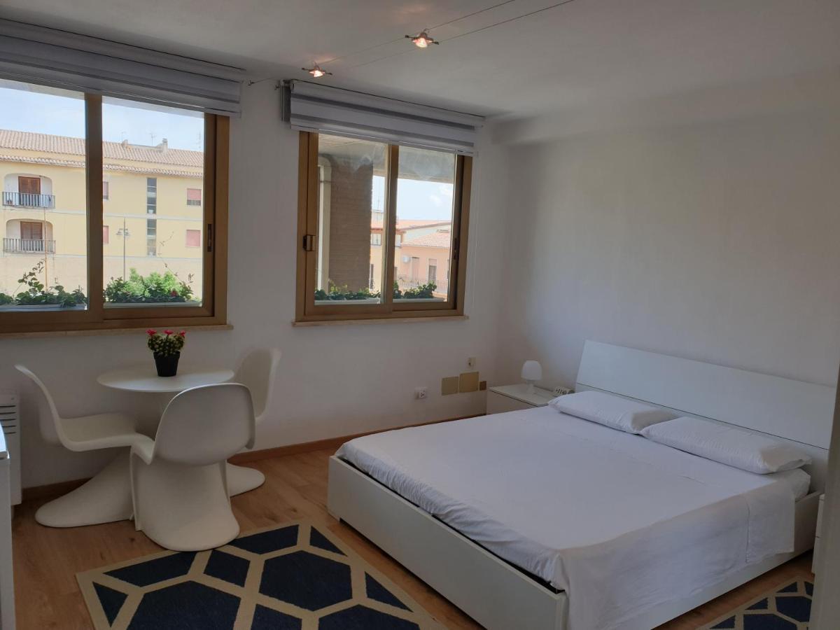 Central City Rooms Olbia Eksteriør billede